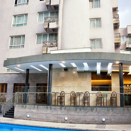 เดอะ เซห์เนเรีย ปอร์ติโค่ Hotel ไนโรบี ภายนอก รูปภาพ