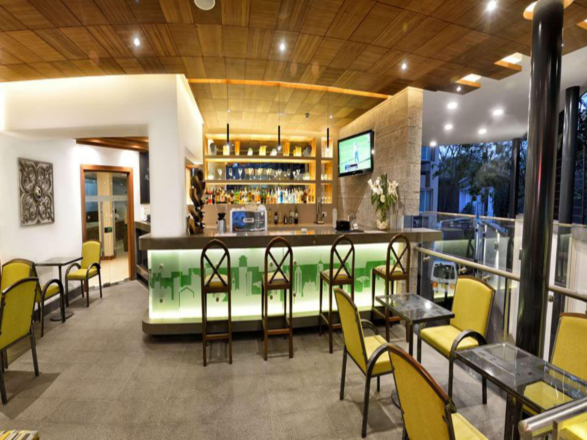 เดอะ เซห์เนเรีย ปอร์ติโค่ Hotel ไนโรบี ภายนอก รูปภาพ