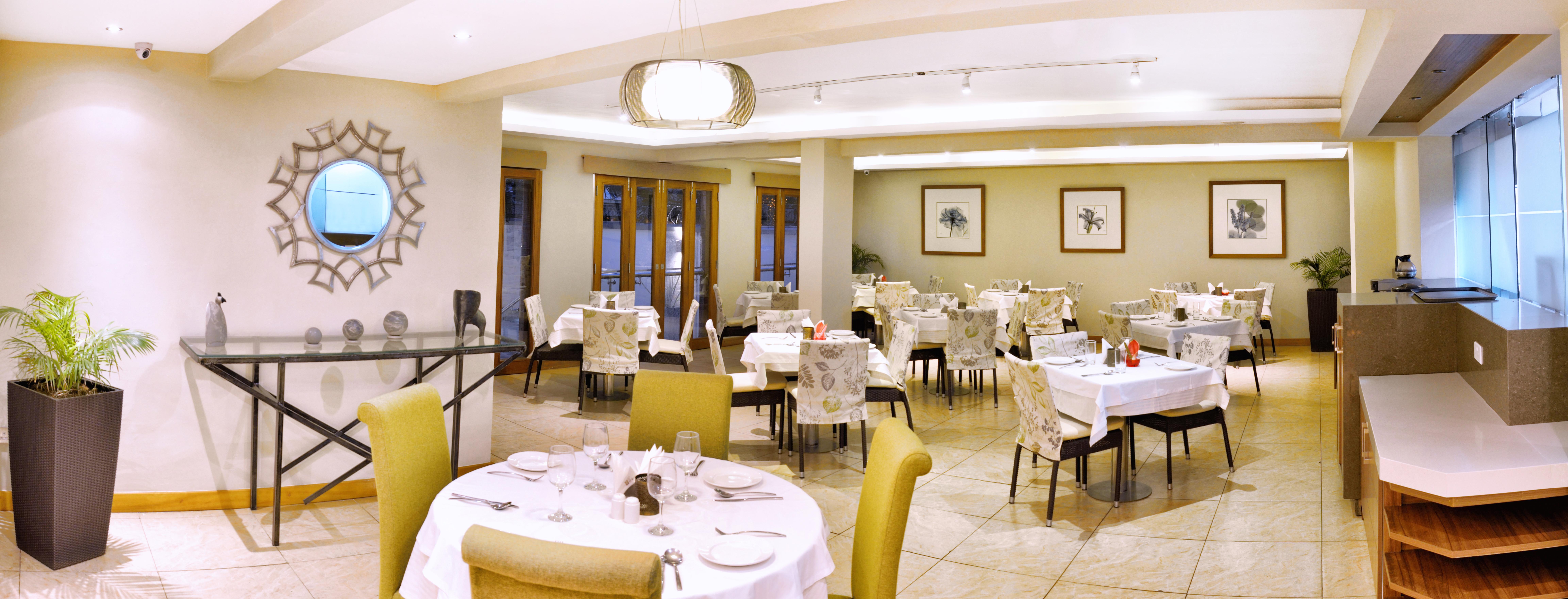 เดอะ เซห์เนเรีย ปอร์ติโค่ Hotel ไนโรบี ภายนอก รูปภาพ