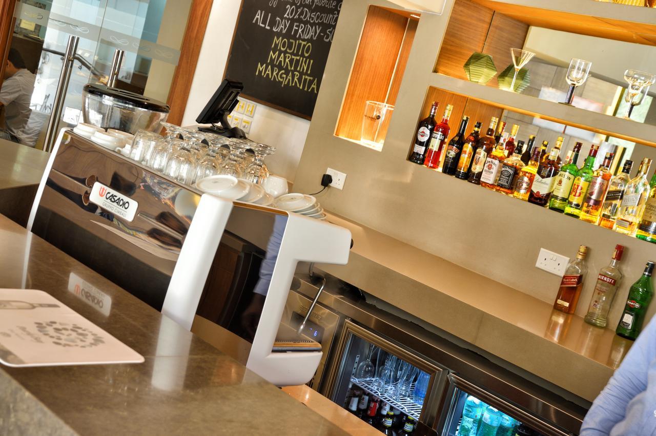 เดอะ เซห์เนเรีย ปอร์ติโค่ Hotel ไนโรบี ภายนอก รูปภาพ